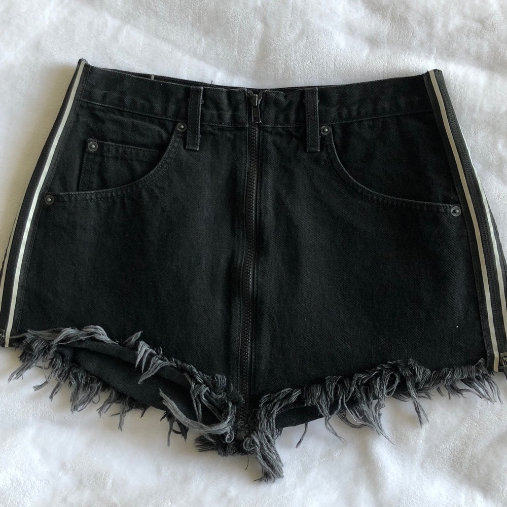 Carmar Denim Short Black Skirt